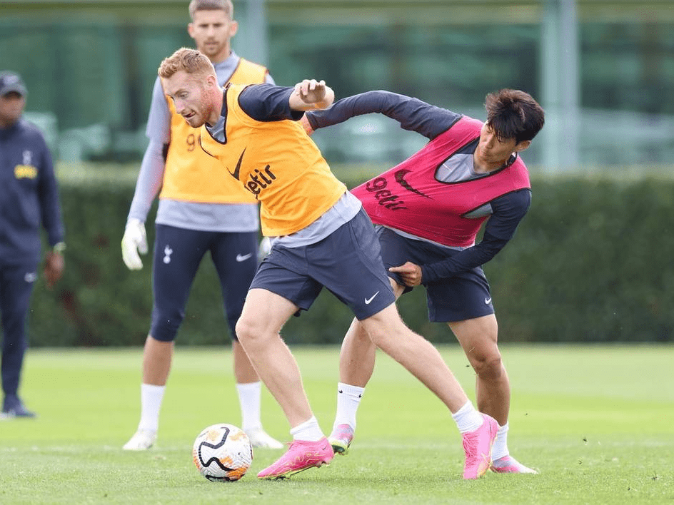 斯洛特：密集赛程下球队需恢复时间，加克波和远藤航将缺席（斯洛特：密集赛程亟需恢复，加克波、远藤航将缺阵）