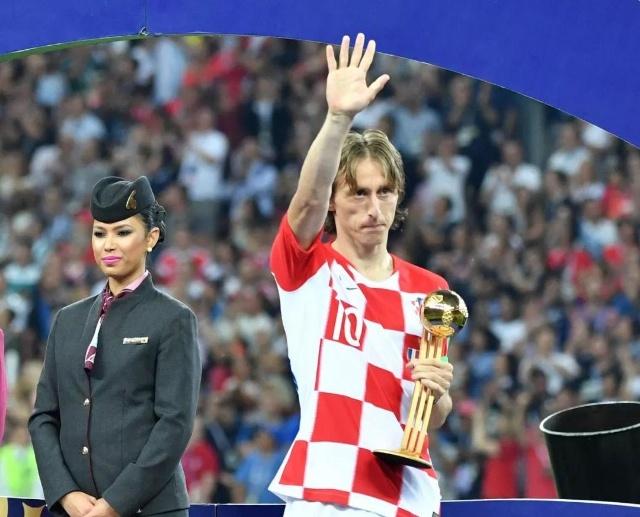 热刺官方：2026年夏季将出战悉尼超级杯，首次在海外对阵切尔西（热刺官宣：2026年夏赴澳征战悉尼超级杯，海外首次对决切尔西）