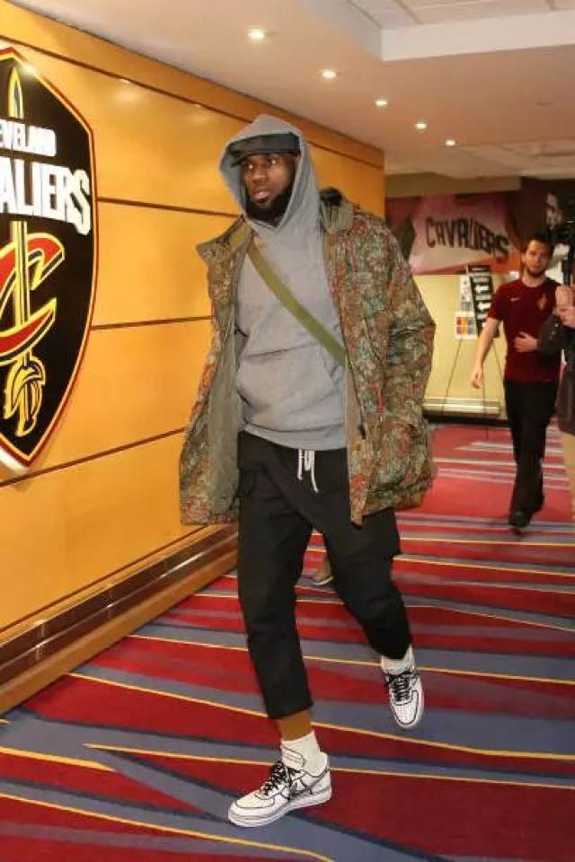 18-7！马刺创2016-17赛季后球队前25战最佳开局（18胜7负！马刺前25场创2016-17赛季以来最佳开局）