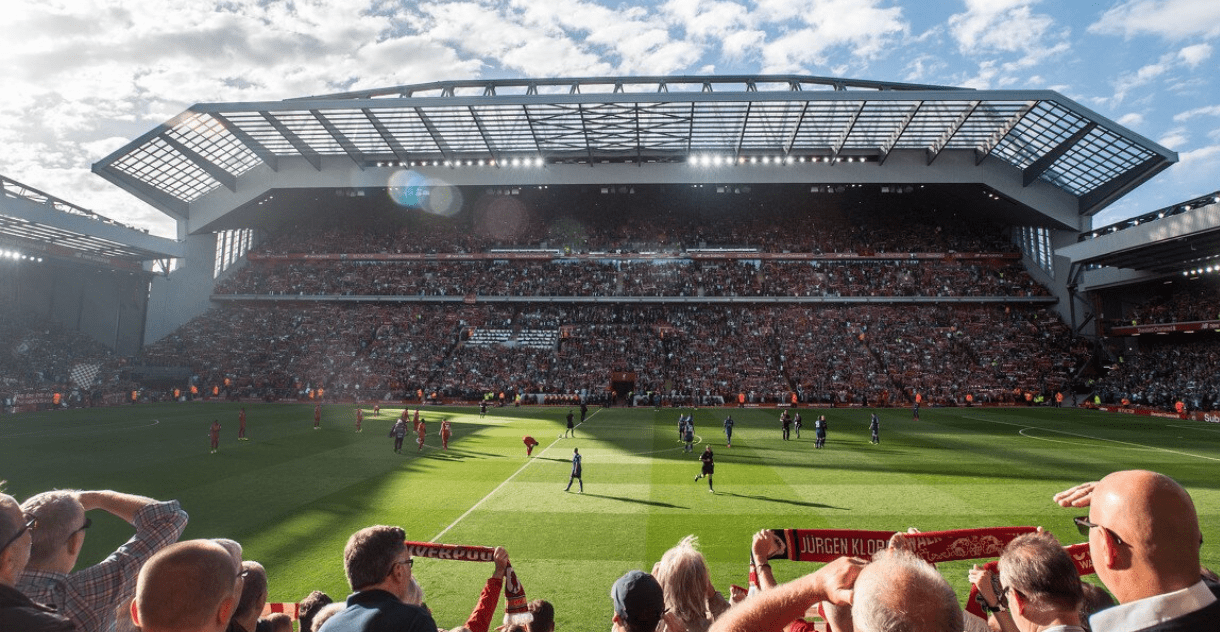 历史首次女裁判担任中超主裁，董方雨将执法西海岸vs亚泰（中超史上首位女主裁上任：董方雨将执法西海岸对亚泰）