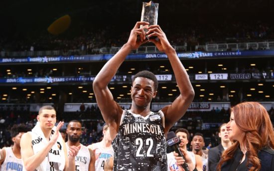 前埃及国脚怒斥卡拉格：难怪C罗懒得理你，难怪穆帅说你一般（前埃及国脚怒怼卡拉格：难怪C罗无视你，穆帅也称你平庸）