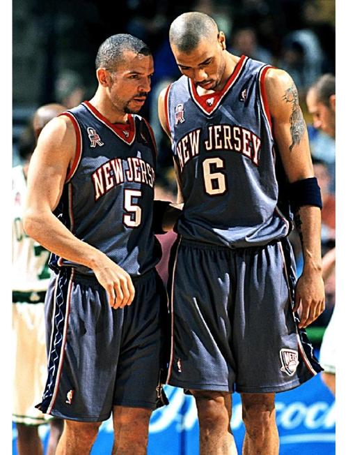 尤文vs卡利亚里：弗拉霍维奇、伊尔迪兹首发，佩林出战（尤文对阵卡利亚里：弗拉霍维奇、伊尔迪兹先发，佩林出任门将）