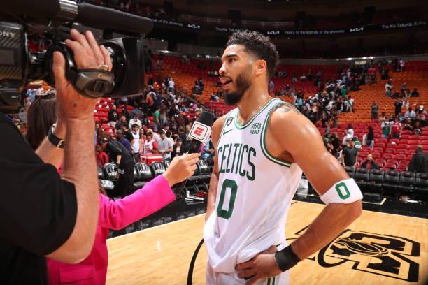 萨里：那不勒斯的执教经历最令人回味；对伊瓜因印象非常深刻（萨里：那不勒斯执教最难忘，对伊瓜因评价极高）