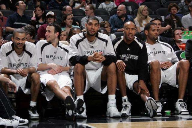 意甲半场：吉奥万破门，维罗纳2-0亚特兰大（意甲半场：吉奥万建功，维罗纳2比0领先亚特兰大）