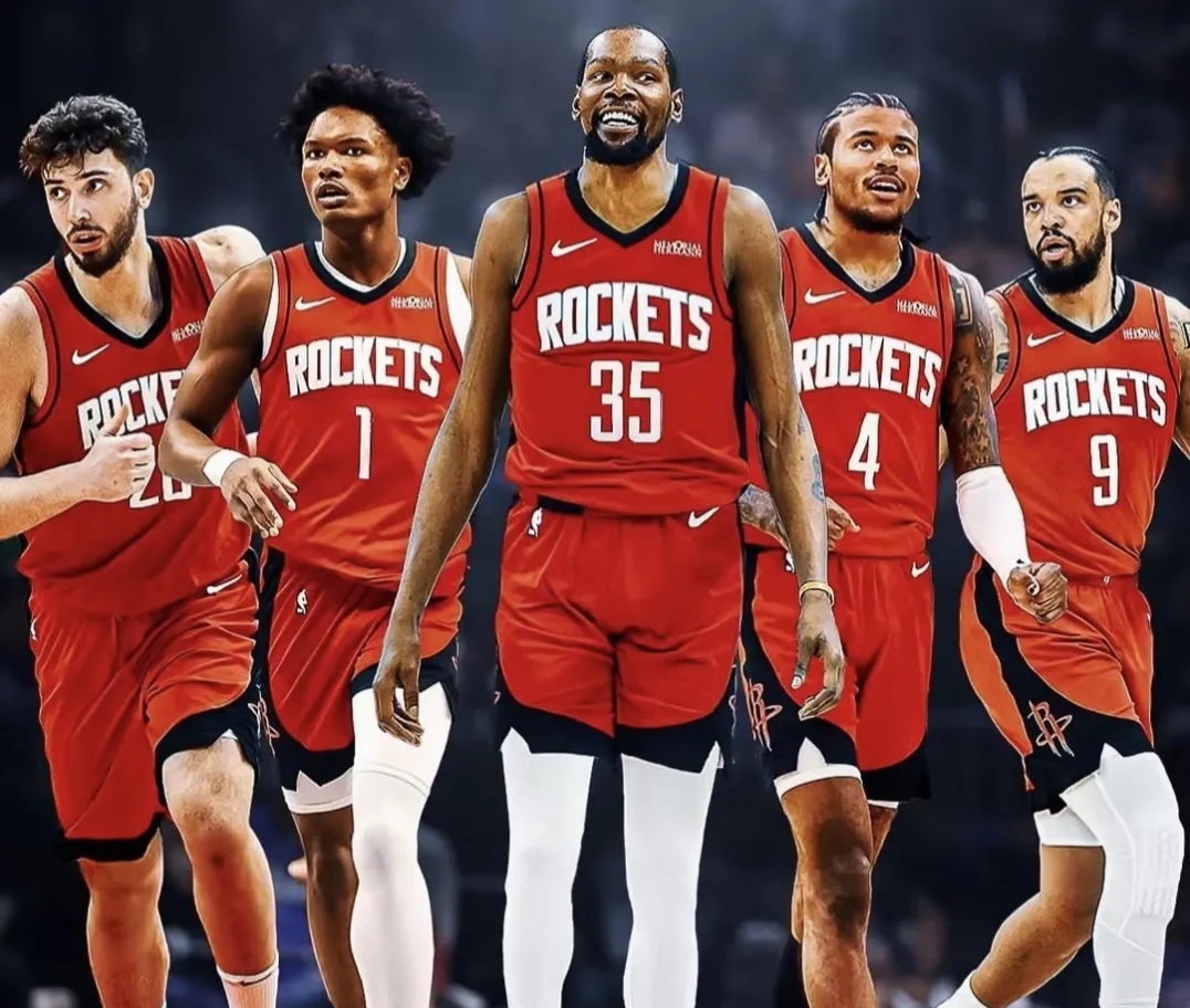 比利时11月世预赛大名单：库尔图瓦领衔，多库、特罗萨德在列（比利时公布11月世预赛名单：库尔图瓦压阵，多库、特罗萨德入选）