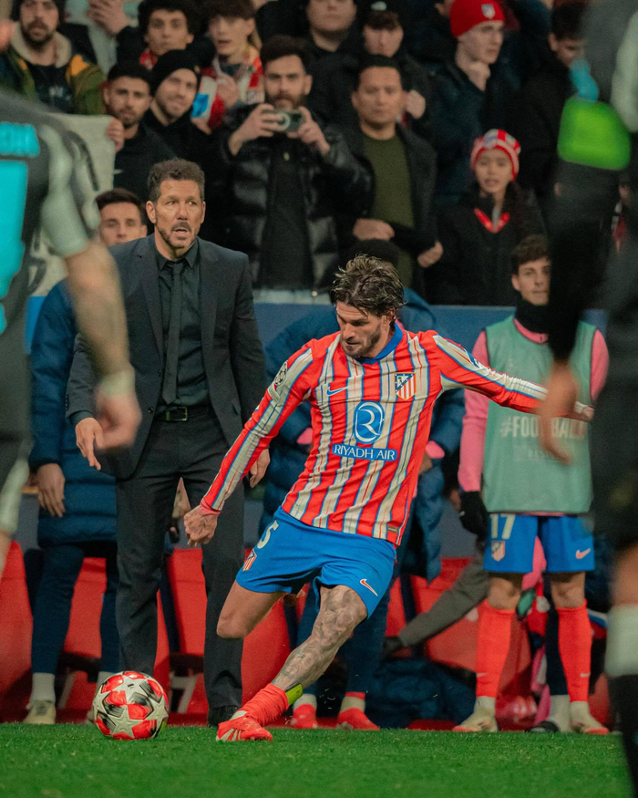 迪马利亚：阿根廷已是新生代天下；世界杯夺冠要感谢足协主席（迪马利亚：阿根廷已由新生代主导，世界杯夺冠离不开足协主席）