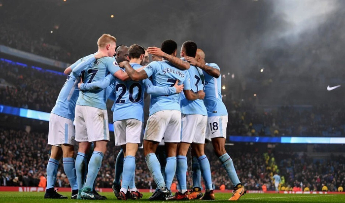 年终大战半决赛实时赛况：哈兰德暂落后C罗超1000票，姆巴佩领先凯恩（年终大战半决赛票选实况：哈兰德暂落后C罗逾千票，姆巴佩领先凯恩）