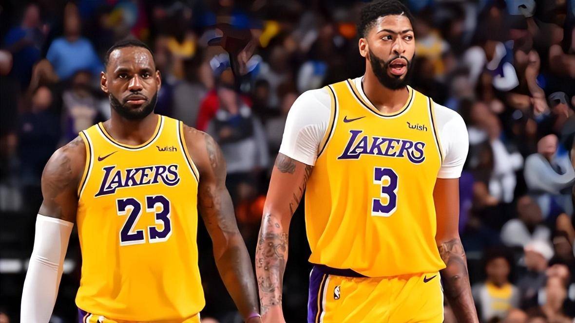 “混合脸谱”挑战来袭🔥是什么照片让小图拉姆笑出屏...（混合脸谱挑战上线：哪张照片让小图拉姆笑翻屏幕？）