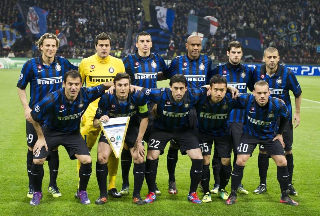 弗兰克：哈维·西蒙斯已处于最佳状态，热刺正逐渐步入正轨（弗兰克称哈维·西蒙斯已达巅峰状态，热刺正渐入佳境）