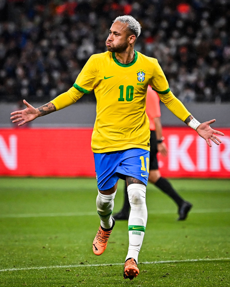 皇马本泽马关键时刻进球锁定胜利（本泽马关键破门助皇马锁定胜局）